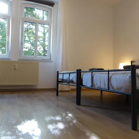 Martin Luther, 3 Schlafzimmer, Free Wifi, Naehe Zentrum, Klimatisiert, Hell, Offen, Sehr Schoen, Daire