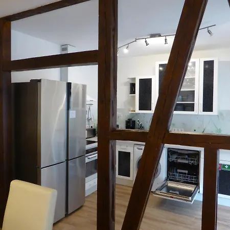 Lägenhet Martin Luther, 3 Schlafzimmer, Free Wifi, Naehe Zentrum, Klimatisiert, Hell, Offen, Sehr Schoen,