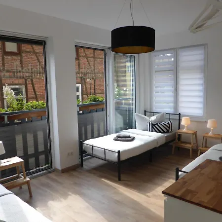 Lägenhet Martin Luther, 3 Schlafzimmer, Free Wifi, Naehe Zentrum, Klimatisiert, Hell, Offen, Sehr Schoen,