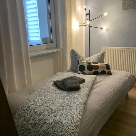 Martin Luther, 3 Schlafzimmer, Free Wifi, Naehe Zentrum, Klimatisiert, Hell, Offen, Sehr Schoen, *