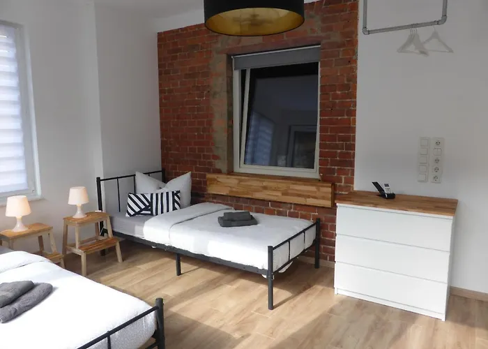 Appartement Martin Luther, 3 Schlafzimmer, Free Wifi, Naehe Zentrum, Klimatisiert, Hell, Offen, Sehr Schoen, *