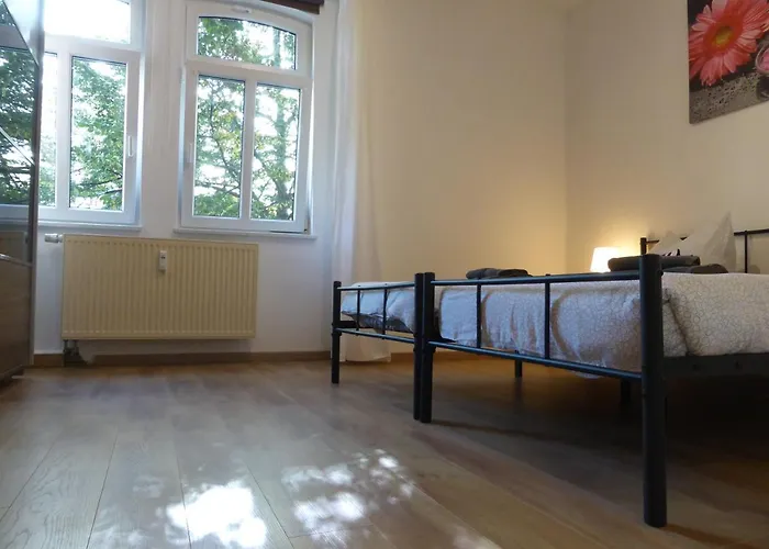 Martin Luther, 3 Schlafzimmer, Free Wifi, Nähe Zentrum, Klimatisiert, Hell, Offen, Sehr Schön, Apartment