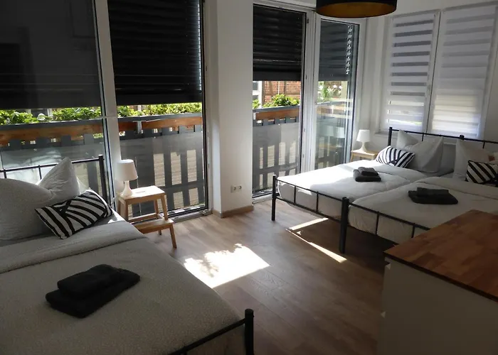 Martin Luther, 3 Schlafzimmer, Free Wifi, Naehe Zentrum, Klimatisiert, Hell, Offen, Sehr Schoen,