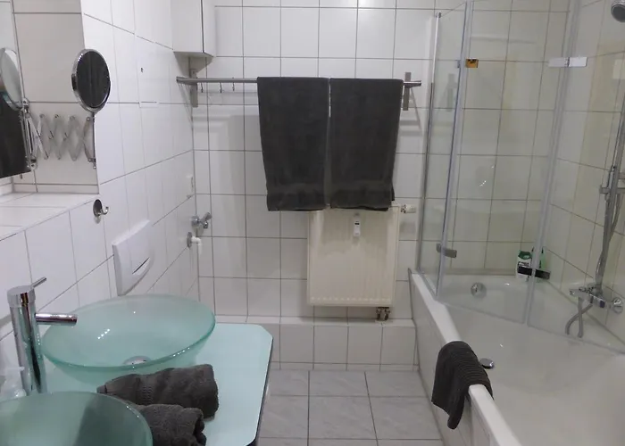 Martin Luther, 3 Schlafzimmer, Free Wifi, Nähe Zentrum, Klimatisiert, Hell, Offen, Sehr Schön, Apartment Jena