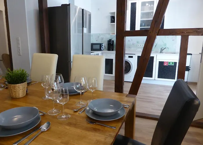 Martin Luther, 3 Schlafzimmer, Free Wifi, Nähe Zentrum, Klimatisiert, Hell, Offen, Sehr Schön, Apartment Jena